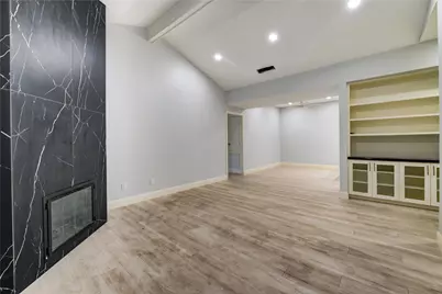 11711 Memorial Drive #534, Houston, TX 77024 - Photo 5