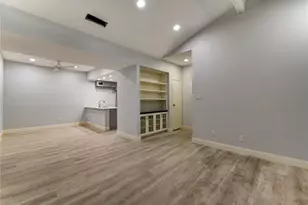 11711 Memorial Dr, Houston, TX 77024 - Photo 3