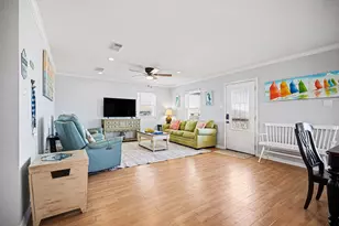 4118 Hardin Dr, Galveston, TX 77554 - Photo 3