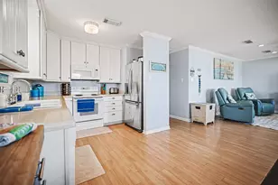 4118 Hardin Dr, Galveston, TX 77554 - Photo 11