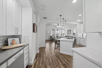 115 Zephyr Bend Place, The Woodlands, TX 77381 - Photo 17