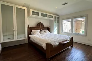 5426 Windswept Ln, Houston, TX 77056 - Photo 15