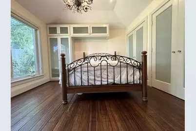 5426 Windswept Lane, Houston, TX 77056 - Photo 13