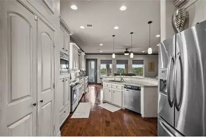 607 28th Street, Dickinson, TX 77539 - Photo 17