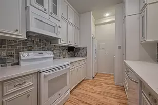 2475 Underwood St, Houston, TX 77030 - Photo 5