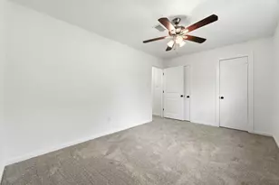 91 April Wind Dr S, Conroe, TX 77356 - Photo 37