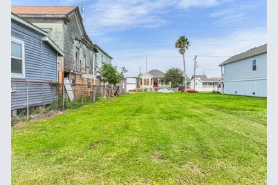 3521 Ball, Galveston, TX 77550 - Photo 3