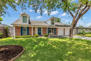 1819 Mill Creek Dr, Houston, TX 77008 - Photo 1