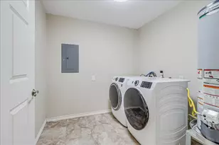 2111 E Lott Ave, Kingsville, TX 78363 - Photo 5