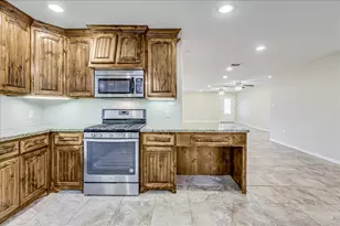 2111 E Lott Ave, Kingsville, TX 78363 - Photo 21