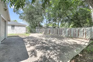 2111 E Lott Ave, Kingsville, TX 78363 - Photo 45