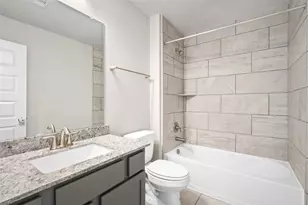 927 S Lacey Garden Loop, Houston, TX 77018 - Photo 19