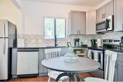 2300 Stanford Street #D, Houston, TX 77006 - Photo 3