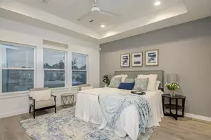 211 E 33rd St, Houston, TX 77018 - Photo 13
