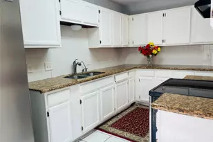 6823 Songbrook Dr, Houston, TX 77083 - Photo 15