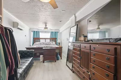 34 Dolphin Street, Hitchcock, TX 77563 - Photo 9