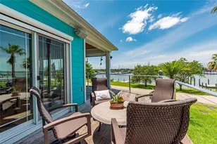 531 W Shore Dr, Clear Lake Shores, TX 77565 - Photo 13