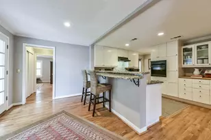 906 Bay Oaks Rd, Houston, TX 77008 - Photo 15