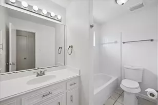 15714 Echo Hill Dr, Houston, TX 77059 - Photo 31