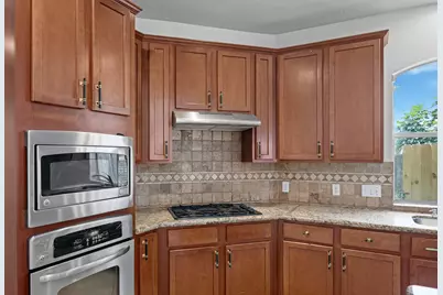 9422 Shelbourne Meadows Drive, Houston, TX 77095 - Photo 11