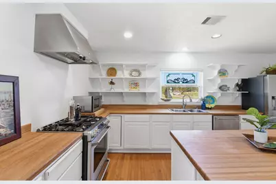 180 Grove Road, Kemah, TX 77565 - Photo 13