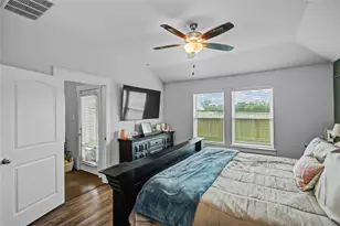 219 Lisa Marie Dr, Angleton, TX 77515 - Photo 11