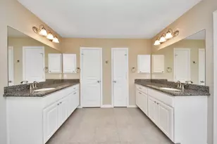 908 W 26th St, Houston, TX 77008 - Photo 47
