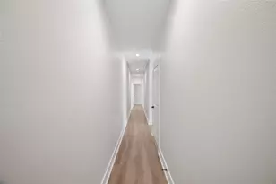 921 E 38th St, Houston, TX 77022 - Photo 31