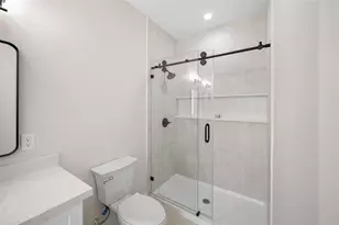 921 E 38th St, Houston, TX 77022 - Photo 29