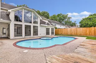 12102 Moorcreek Dr, Houston, TX 77070 - Photo 5