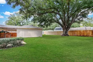 122 Camellia St, Sugar Land, TX 77478 - Photo 33