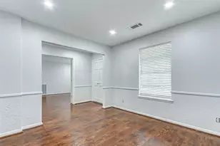 122 Camellia St, Sugar Land, TX 77478 - Photo 3