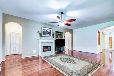 2207 Desert Vine Court, Sugar Land, TX 77498 - Photo 17