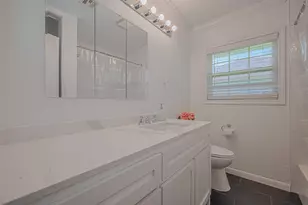 3042 Oak Forest Dr, Houston, TX 77018 - Photo 11