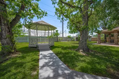 3042 Oak Forest Drive, Houston, TX 77018 - Photo 17