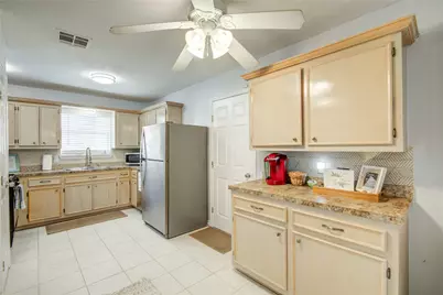 3528 Avenue L, Galveston, TX 77550 - Photo 1