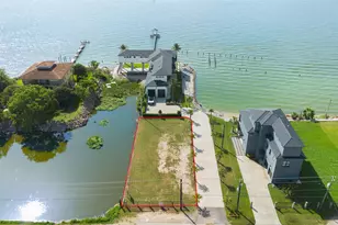 802 Todville Rd, Seabrook, TX 77586 - Photo 1