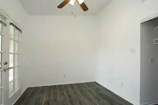 2001 Bering Dr, Houston, TX 77057 - Photo 11