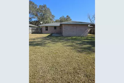 1820 Sunset Avenue, Bay City, TX 77414 - Photo 21