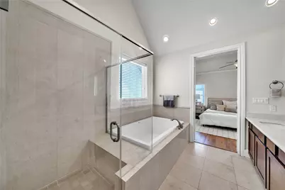 9443 Fannin Street, Houston, TX 77045 - Photo 39