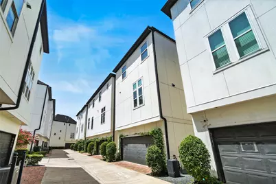 9443 Fannin Street, Houston, TX 77045 - Photo 45