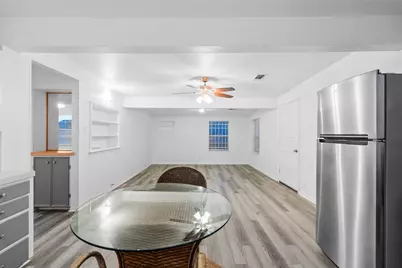 3811 Las Palmas Street, Galveston, TX 77554 - Photo 31