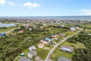 3811 Las Palmas St, Galveston, TX 77554 - Photo 5