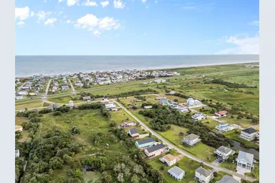 3811 Las Palmas Street, Galveston, TX 77554 - Photo 9