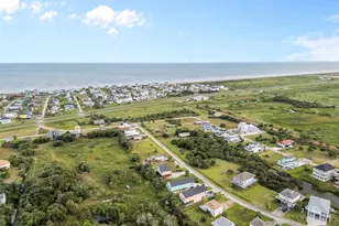 3811 Las Palmas St, Galveston, TX 77554 - Photo 9