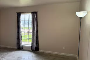 11907 Dawnwood Dr, Houston, TX 77013 - Photo 9