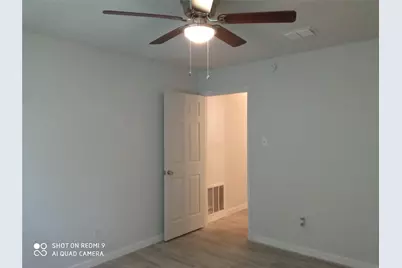 11907 Dawnwood Drive #1, Houston, TX 77013 - Photo 7