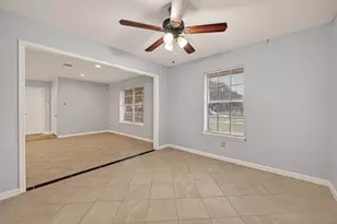 2107 Old Alvin Rd, Pearland, TX 77581 - Photo 9