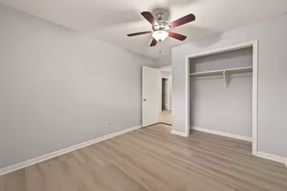 2107 Old Alvin Road, Pearland, TX 77581 - Photo 29