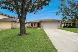 14610 Hazy Ridge Ln, Cypress, TX 77429 - Photo 3